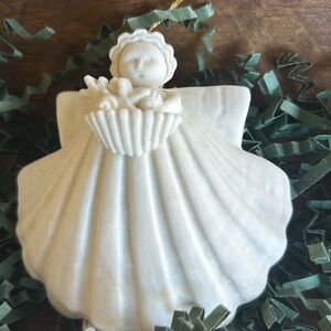 Margaret Furlong angel ornament